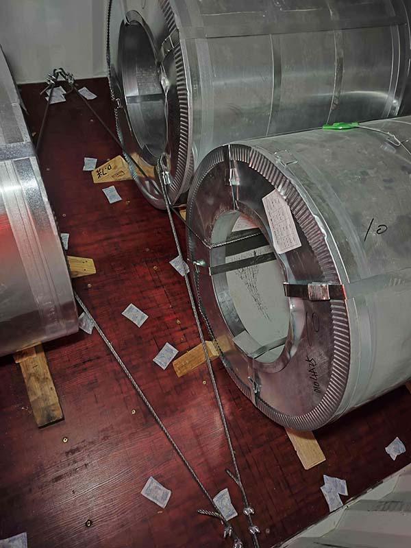 DC51D AZ Hot Rolled Galvalume Steel Coil/GI For Live-stock Shed Chromium-free Passivation 3